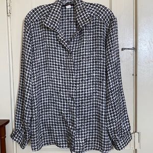 Notations Women Shirt size 16